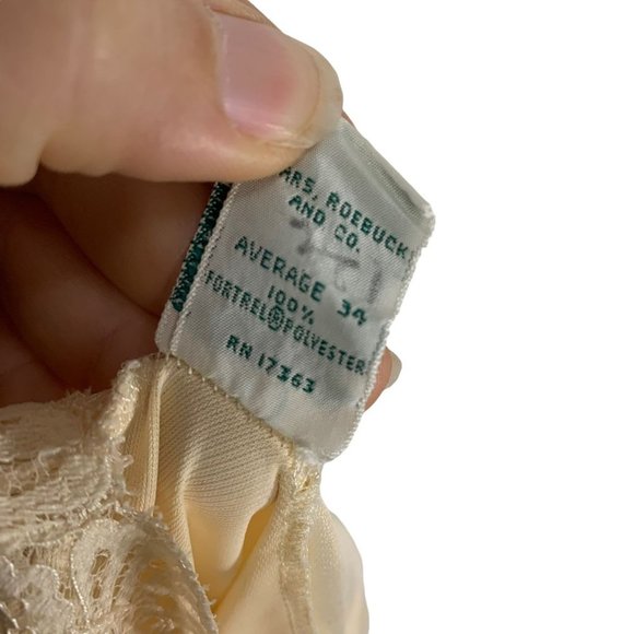 Vintage 50s Sears The Doesnt Slip Cream Fortrel Polyester Slip Medium - Picture 6 of 12